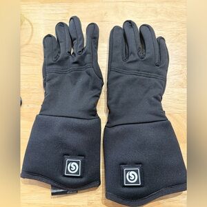 Electric heated gloves